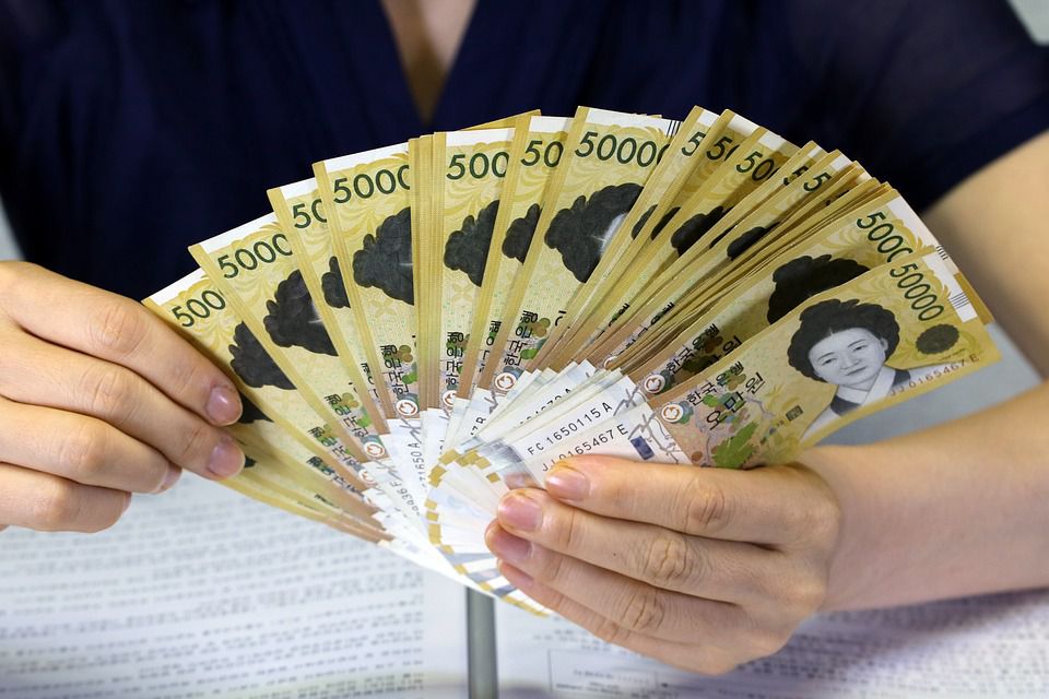 10年前和别人担保贷款一万