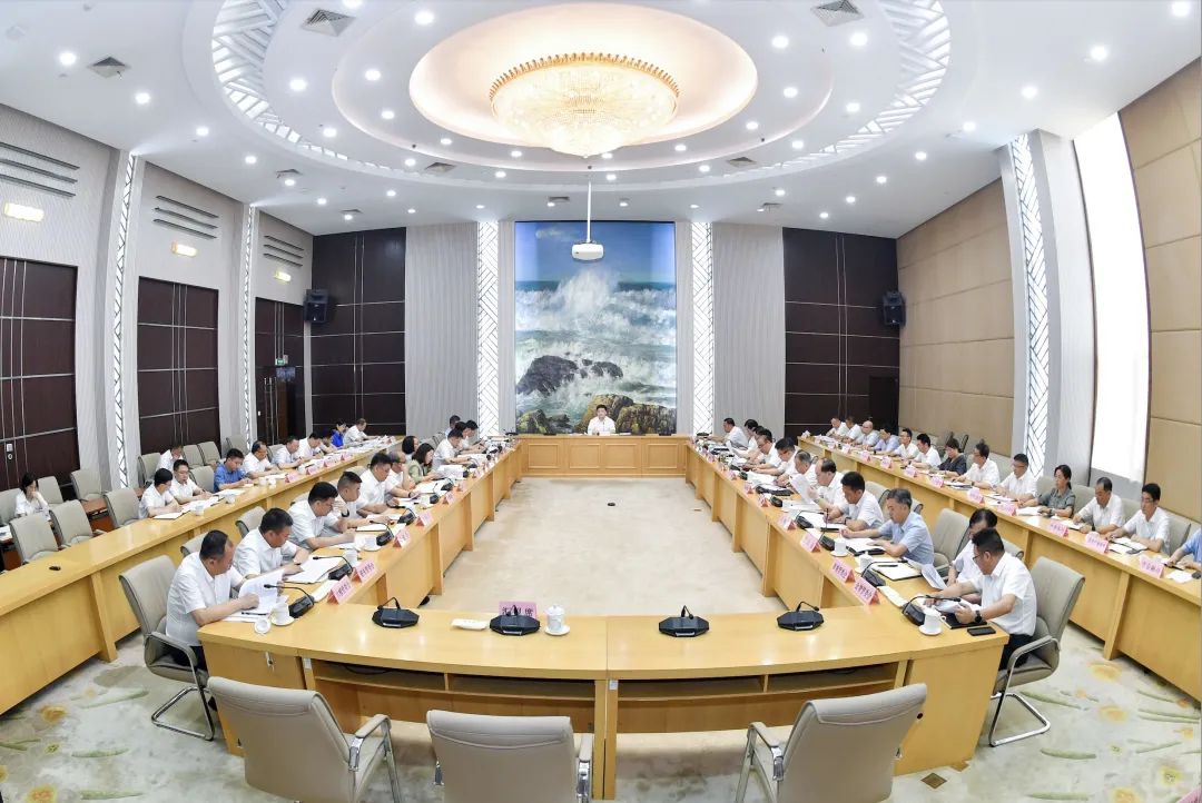 市委常委会召开会议分析我市今年以来经济形势