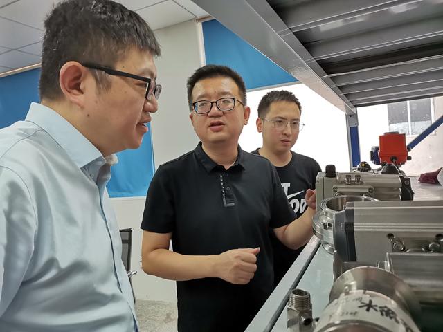 做“更懂民企”的银行
