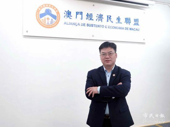 何金明冀惠民惠商并施激活经济