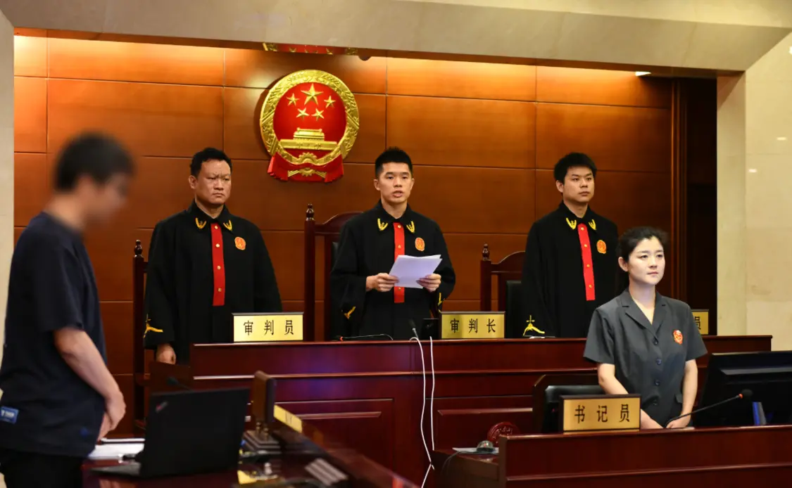 银行擅自调整信用卡积分兑换规则，客户180万积分遭“腰斩” 法院判决银行违约规则照旧 银行信用 银行 信用卡 行业新闻 第2张