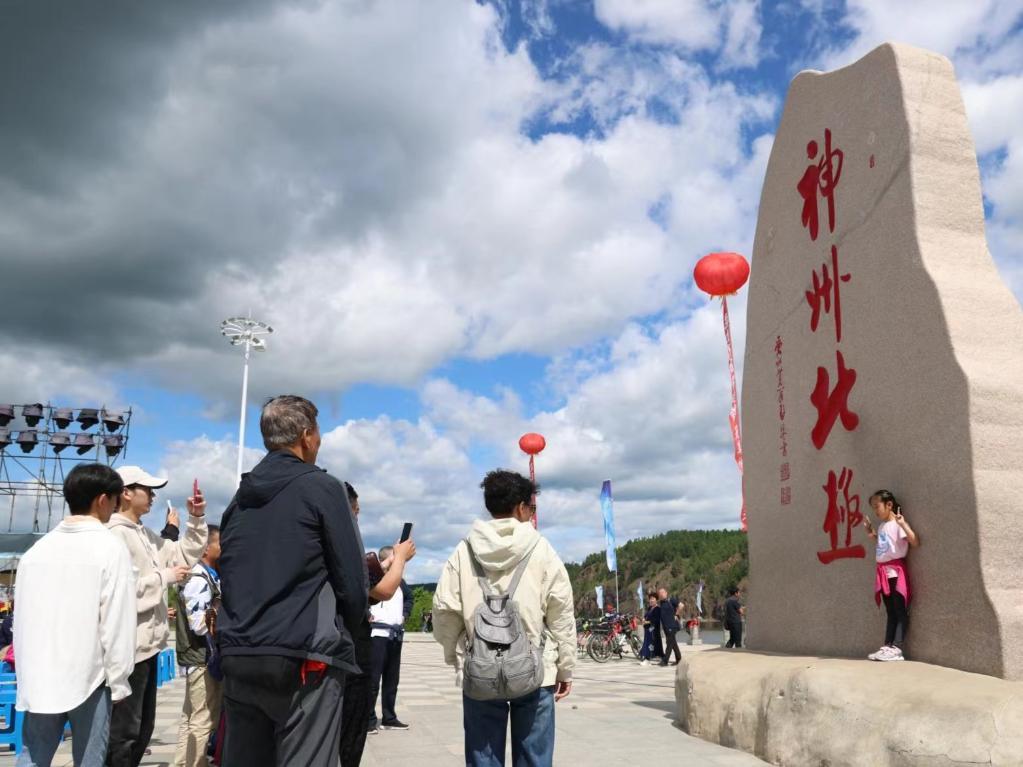 “暑期经济强观察”之二：“清凉消费”点燃暑期“热经济”