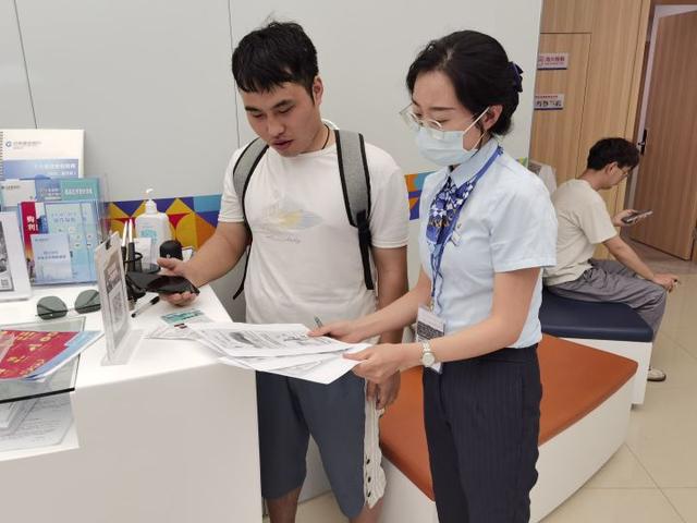 建设银行杭州余杭支行成功办理余杭区首笔组合贷款带押过户