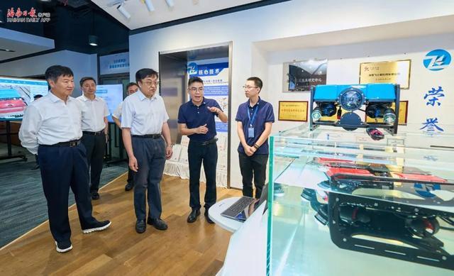 冯飞刘小明调研海南数字经济高质量发展工作