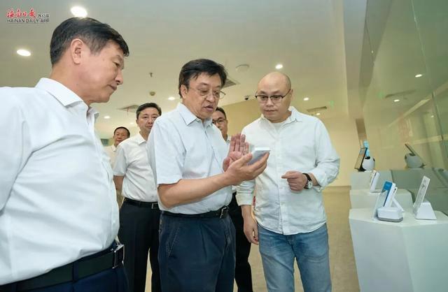 冯飞刘小明调研海南数字经济高质量发展工作 刘小明 冯飞 数字经济 行业新闻 第3张
