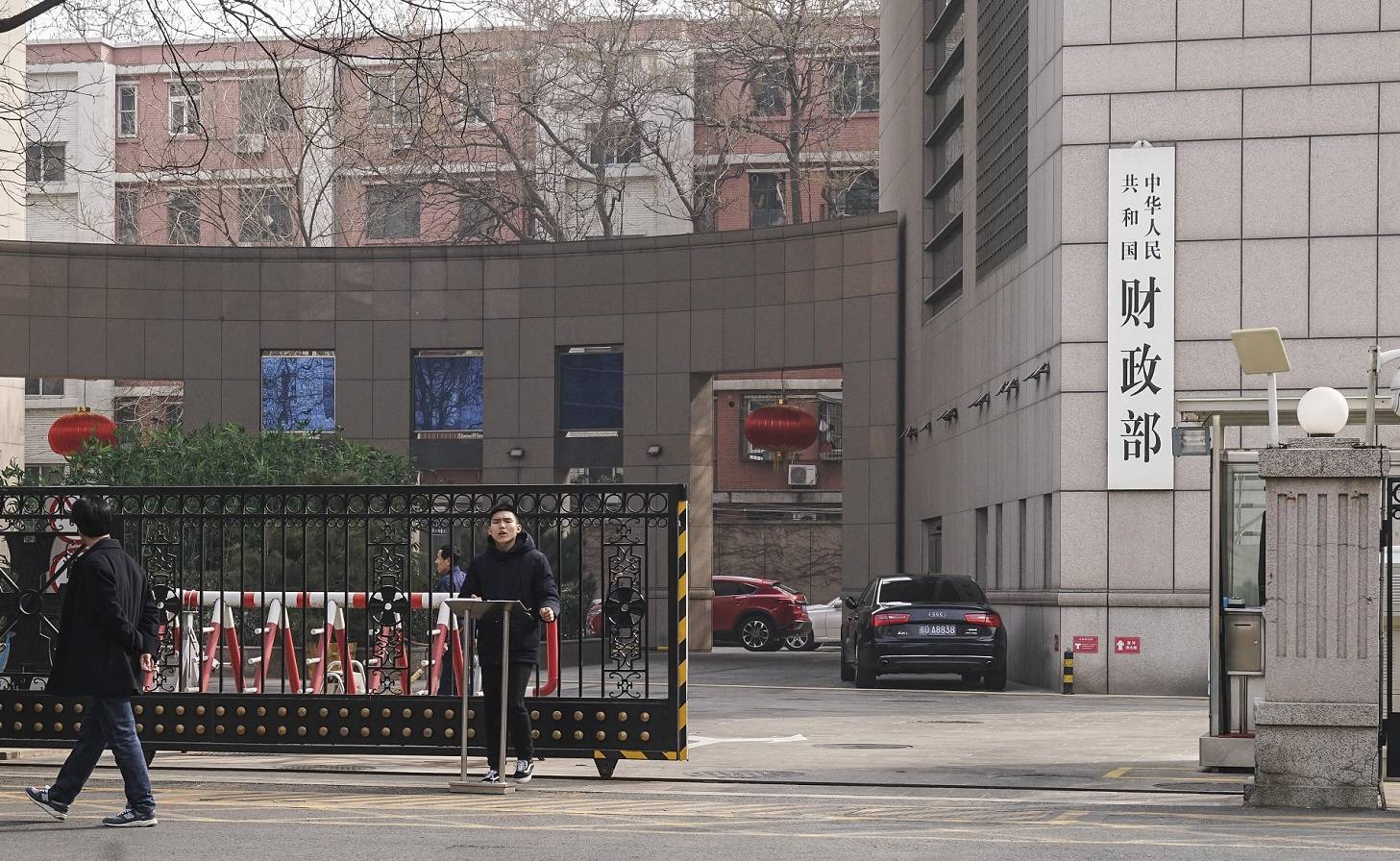 推动经济持续向好 财政政策料积极发力