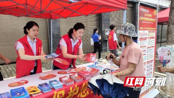 东安农商银行:高效精准开展存款保险宣传活动 农商 金融 存款保险 行业新闻 第2张 东安农商银行:高效精准开展存款保险宣传活动 农商 金融 存款保险 行业新闻 第2张