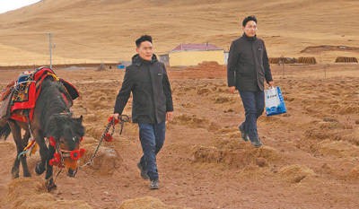 海拔四千二百米 我为村民办贷款（身边的经济故事） 行业新闻 第2张