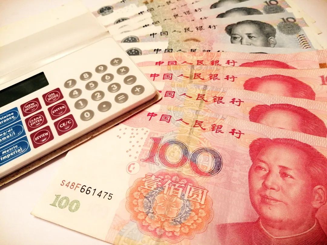 母亲取去世儿子5.5万存款，银行以无法确定其是否为唯一继承人拒绝，法院判了......