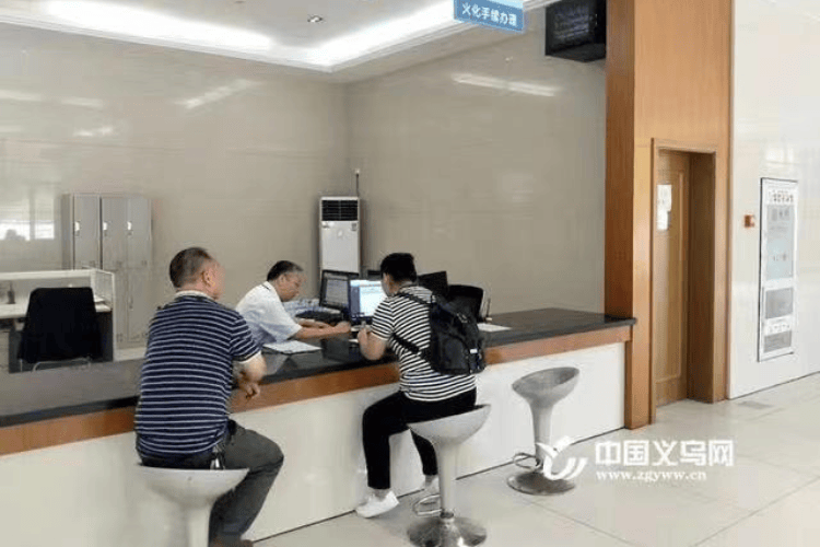 母亲取去世儿子存款被拒，银行的不近人情也是一种审慎