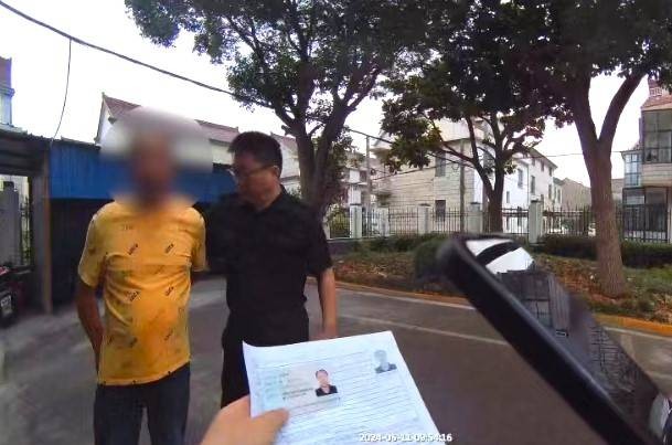 信用卡借贷款公司换取贷款？“一通电话”民警敏锐发现逃犯 行业新闻 第2张