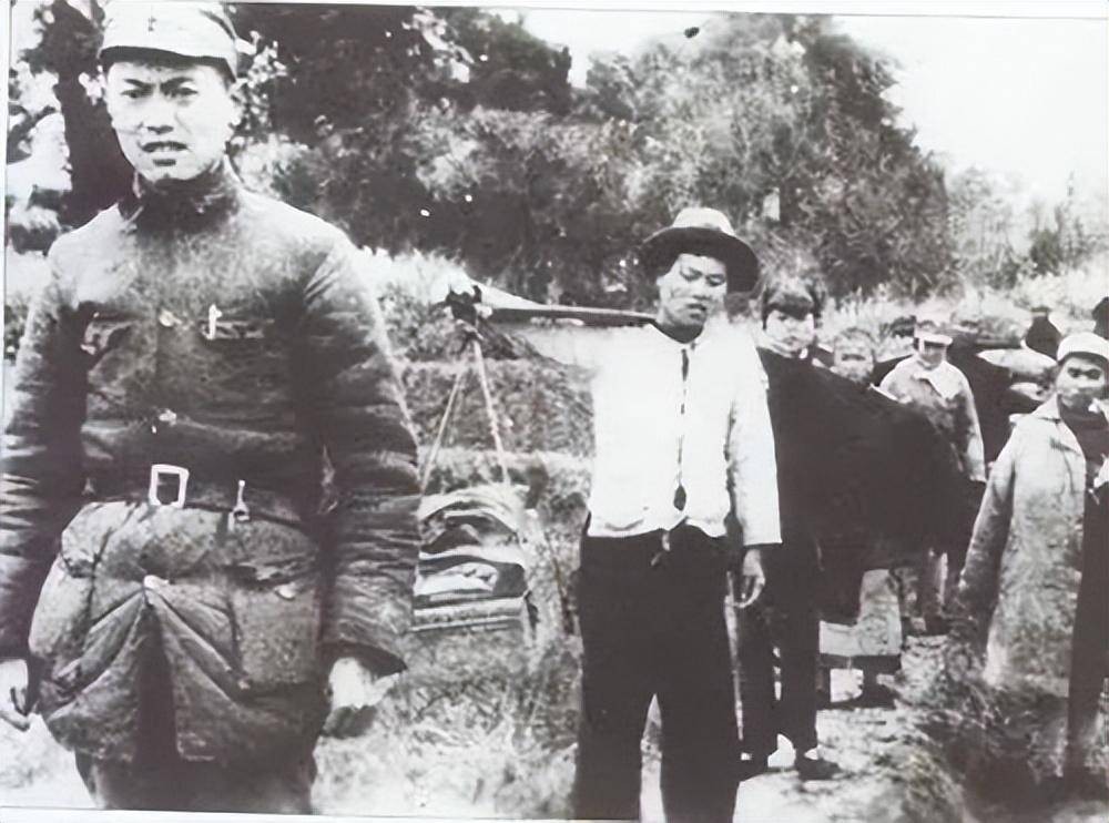 原创 毛主席说，只好抓个大兵管钱，他当了21年财政部长 行业新闻 第2张
