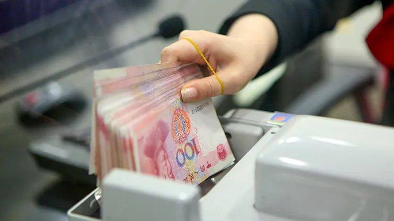 稳定和规范事权，有效缓解地方财政困难