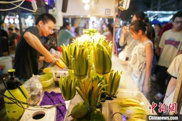 广西南宁：夜市人潮涌动 餐饮经济火热 广西南宁 行业新闻 第2张