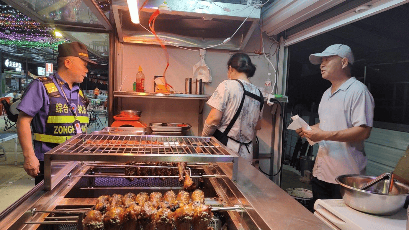 固始：特色美食街 盘活夜经济 民生 固始 行业新闻 第3张