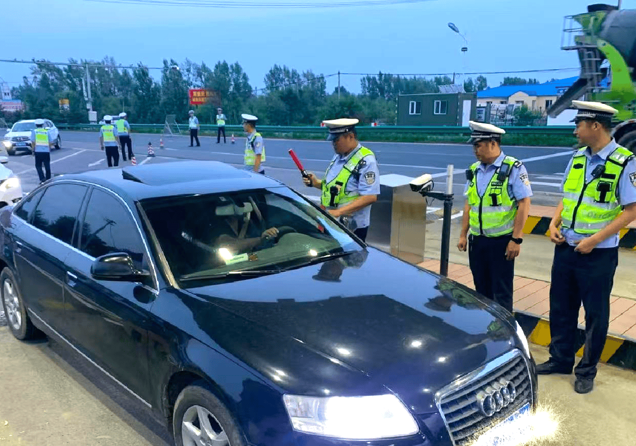 萝北：护航“夜经济” 守护“烟火气” 交通 行业新闻 第2张