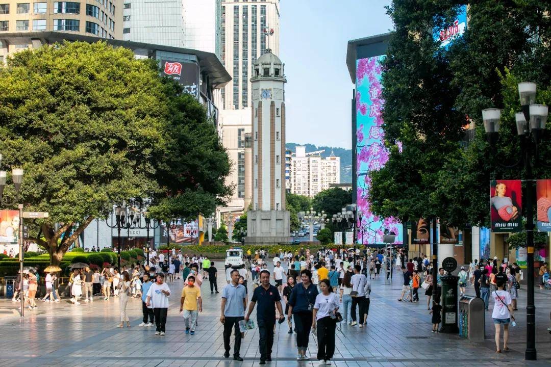 原创 经济下行，消费降级，为什么旅游市场却更加火爆了？ 旅行经历 经济 经济下行 行业新闻 第3张